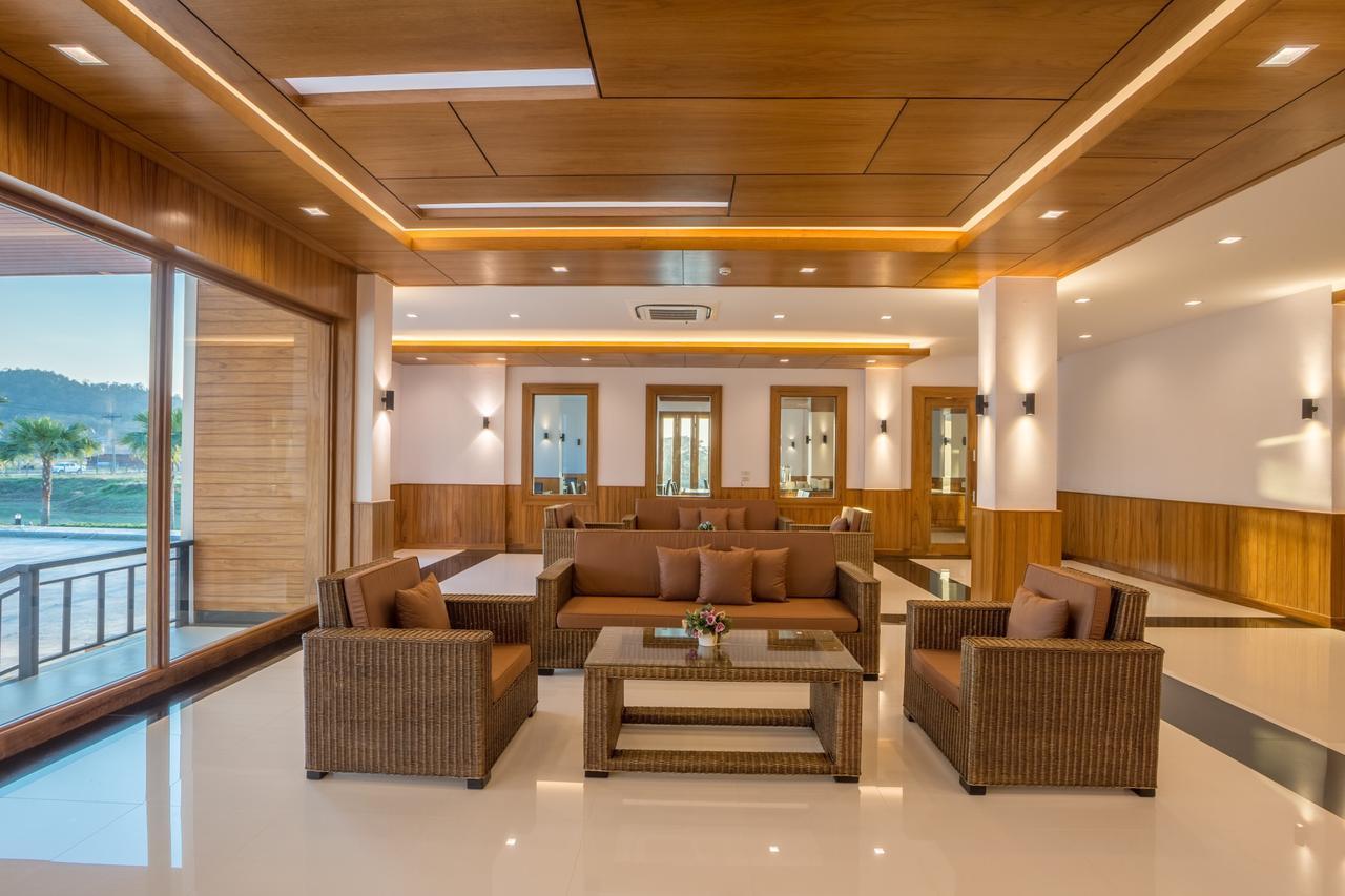 Sann View Hotel Thoeng Екстериор снимка