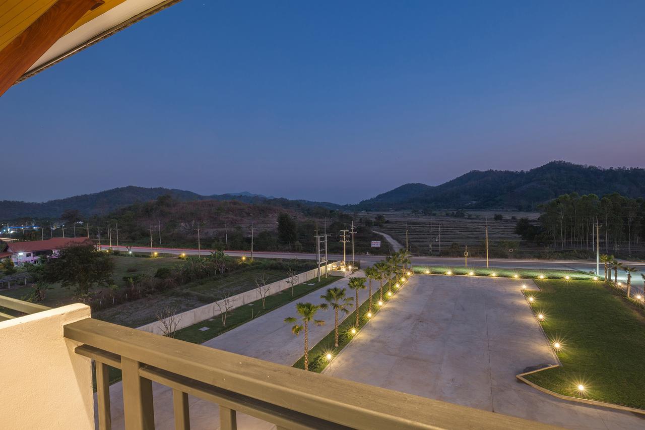 Sann View Hotel Thoeng Екстериор снимка